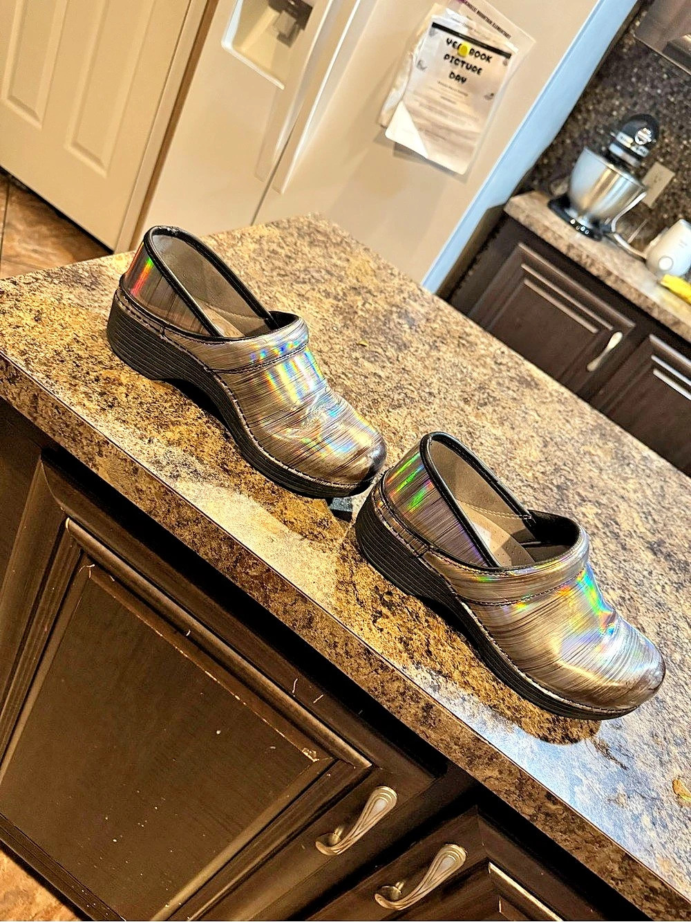 Dansko Professional Clogs Holographic / Metallic Stripe EU 38(7.5)
